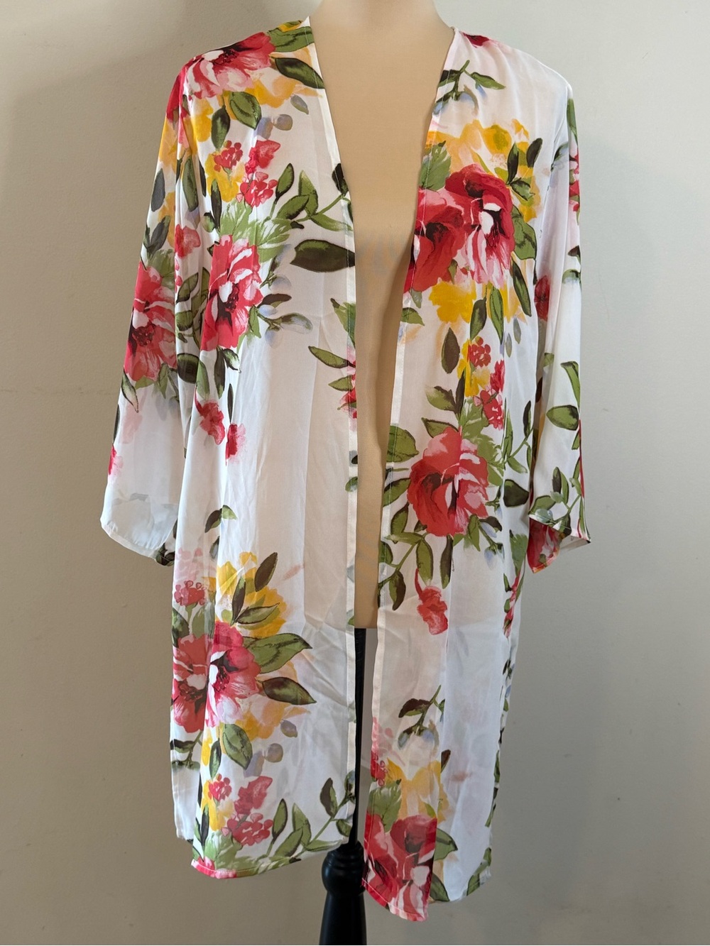 Sweet Lovely by Jen colorful floral kimono coverup semi sheer SZ SM